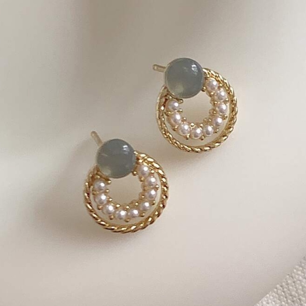 Gold and Pearl Hoop Earrings